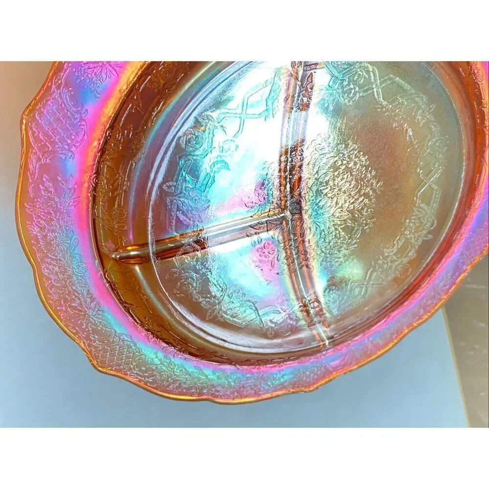 Federal Glass Normandie Lattice & Bouquet Sunburst Marigold Iridescent Grill Pla